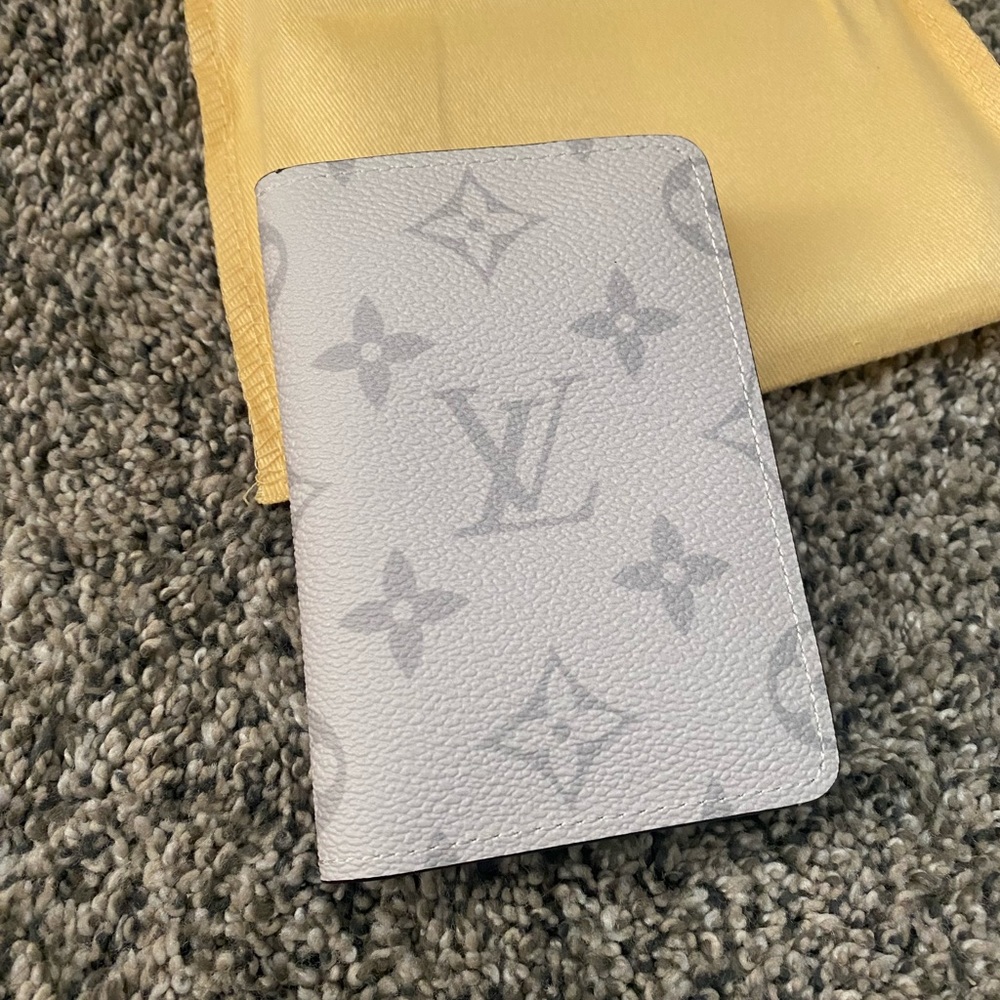 Lv wallet
